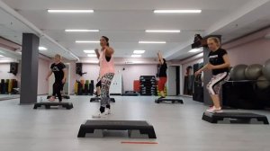 СТЕП АЭРОБИКА ЦЕЛАЯ ТРЕНИРОВКА / STEP AEROBICS 08.07.2021г