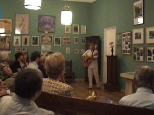 Поет Рахим Рахманов. Снился мне сад в подвенечном уборе