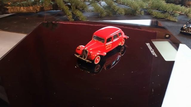 ОКОЛО ВИЛЛЫ ПИЦИЛЛИАНО  ТЕПЕРЬ ШУМЯТ МОТОРЫ