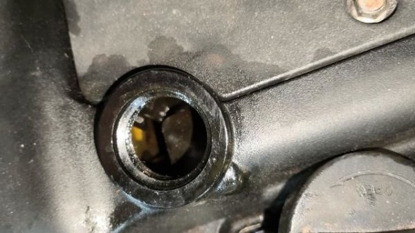 МАСЛО ОТ ГАЗПРОМНЕФТЬ: НЕГАТИВНОЕ НАБЛЮДЕНИЕ🛠️