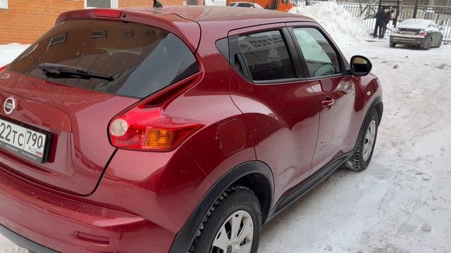 Nissan Juke 2014, 1.6CVT, 121ткм, 3 владельца, без окрасов