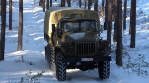 Военный грузовик Урал-4320 (1985 г.)