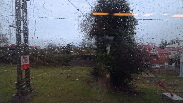 Поездка на Кубу в дождь на электричке, в Сочи. смотреть онлайн