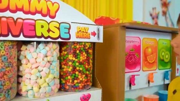 Nastya and Friends teach how to save money (360p)