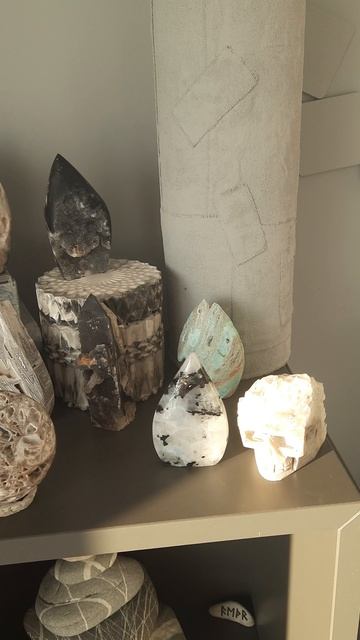 ИНДИВИДУАЛЬНЫЕ МИНЕРАЛОГИЧЕСКИЕ ЭКСКУРСИИ,  ЧАСТНАЯ КОЛЛЕКЦИЯ РЕДКИХ ,УНИКАЛЬНЫХ МИНЕРАЛОВ И КАМНЕЙ