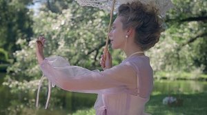 НЕ ГРУСТИТЕ, МАДАМ