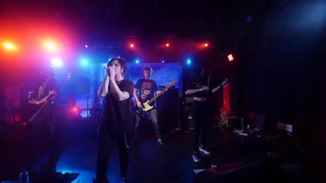 SeVeR - Буду умирать один (live Эмергенза 30.03.2019).mp4 смотреть онлайн