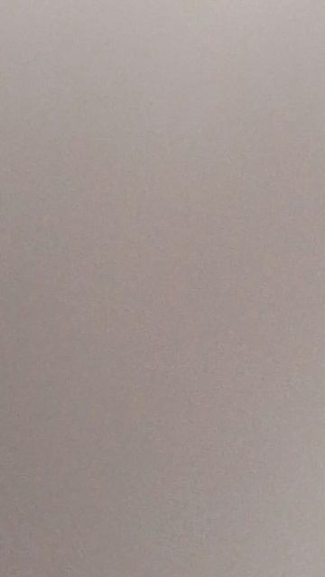 Всё таки одна из лампочек перегорела