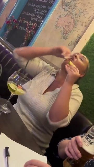 Тонкости употребления Tequila смотреть онлайн