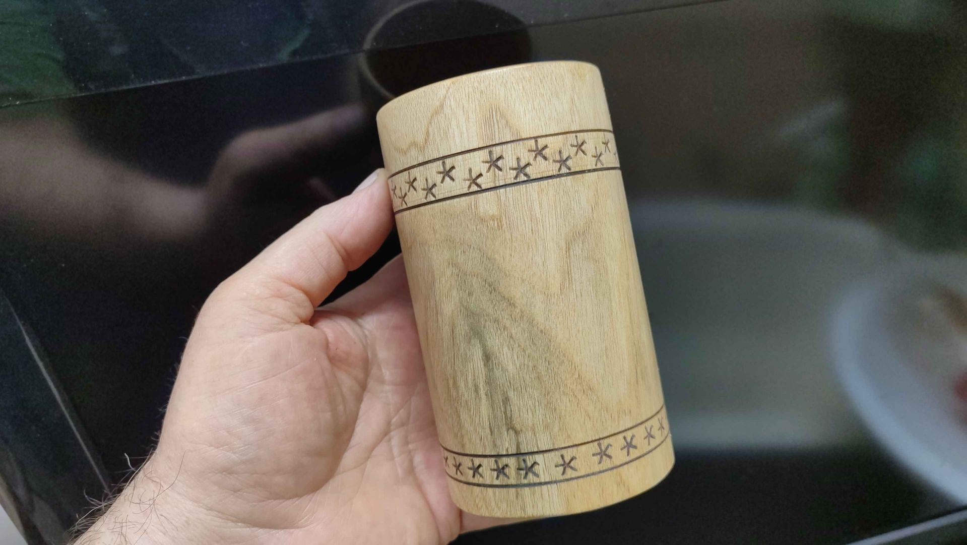 Карандашница из камфорного лавра в подарок. смотреть онлайн