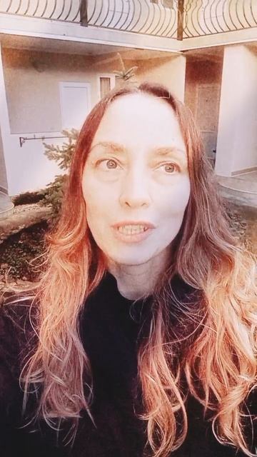 Каршеринг с демонами 1 Самоирония. Василиса шутит #историивасилисыголд #чёрныйюмор #сарказм #стендап