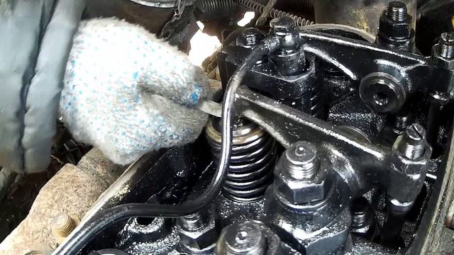 МАЗ, КАМАЗ . ЯМЗ-236 регулируем тепловые зазоры клапанов. смотреть онлайн