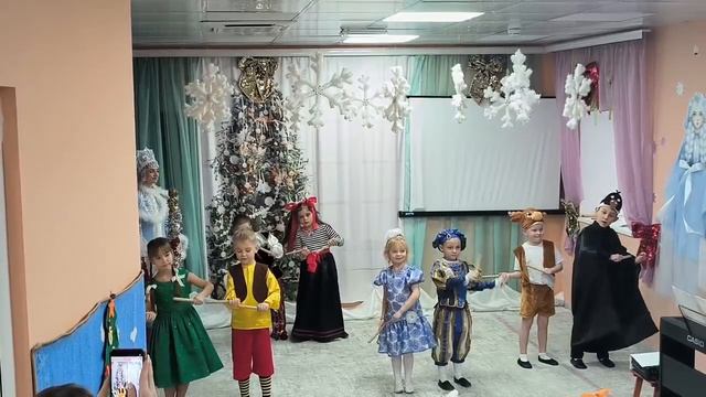 часики оркестр в детском саду.mp4 смотреть онлайн