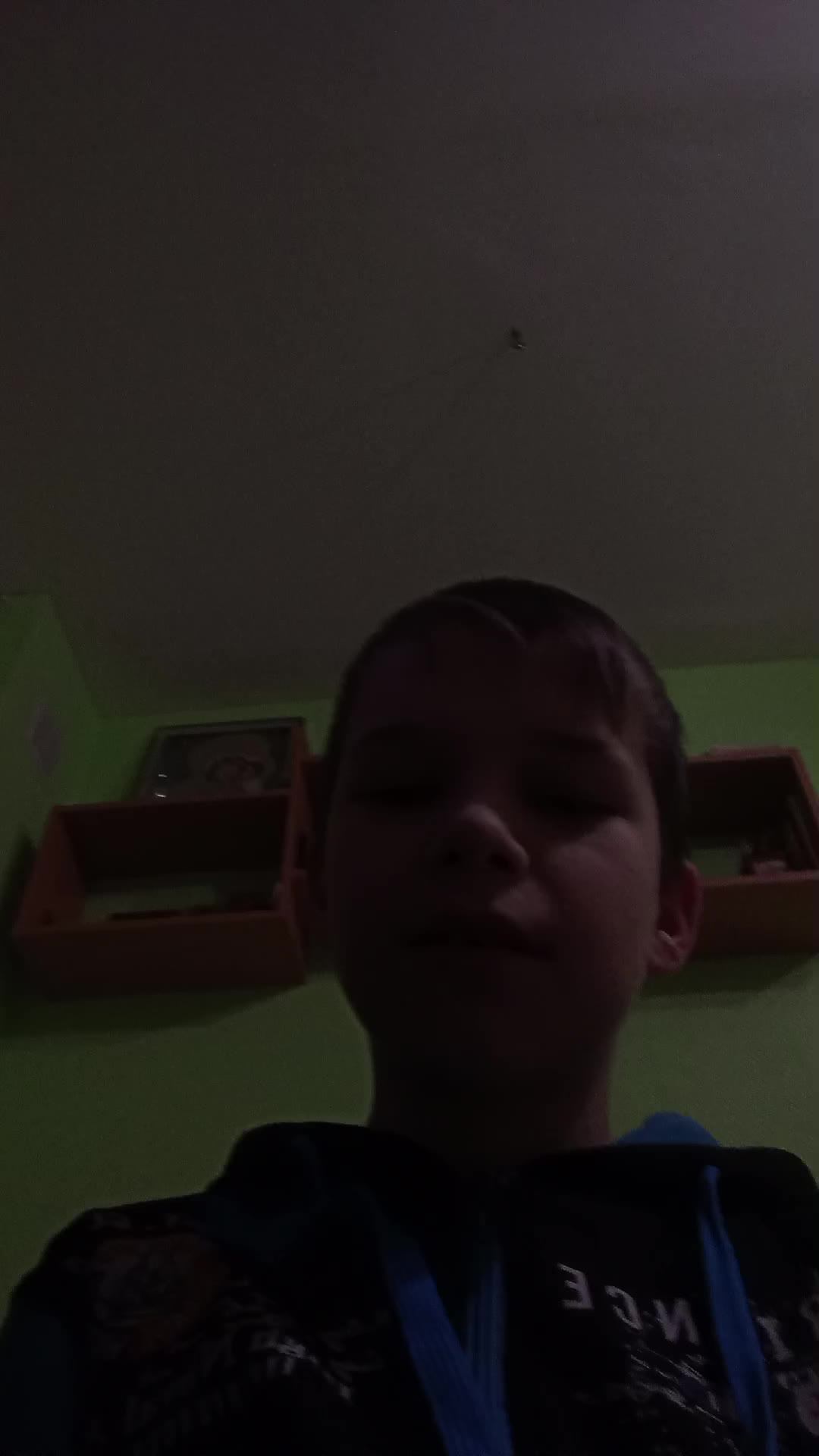 стрим смотреть онлайн