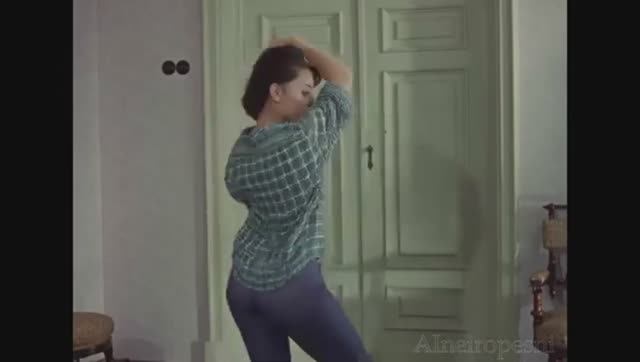 Танцы шманцы.