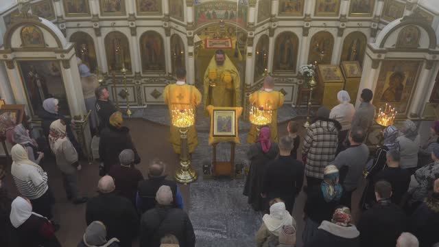 Запись трансляции 1 февраля 8:40. Часы. Литургия смотреть онлайн