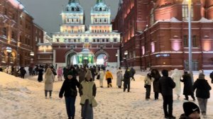 Такую Россию по телевизору не показывают ночная жизнь Москвы зимой ❄️🌃🔥