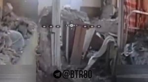 🇷🇺💥🇺🇦 Спрятаться не удалось: Дрон группировки ЦЕНТР нашел затаившихся ВСУшников !!!