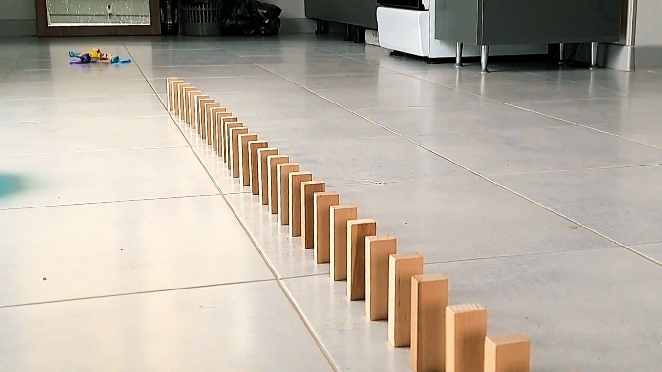 Эффект домино смотреть онлайн