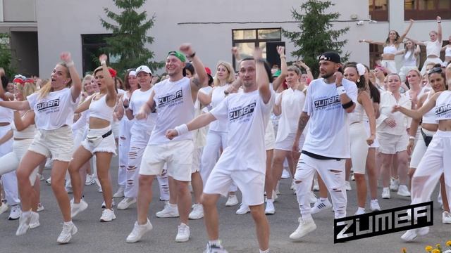 Флешмоб на Zumba White Party - Open Air 2024 смотреть онлайн