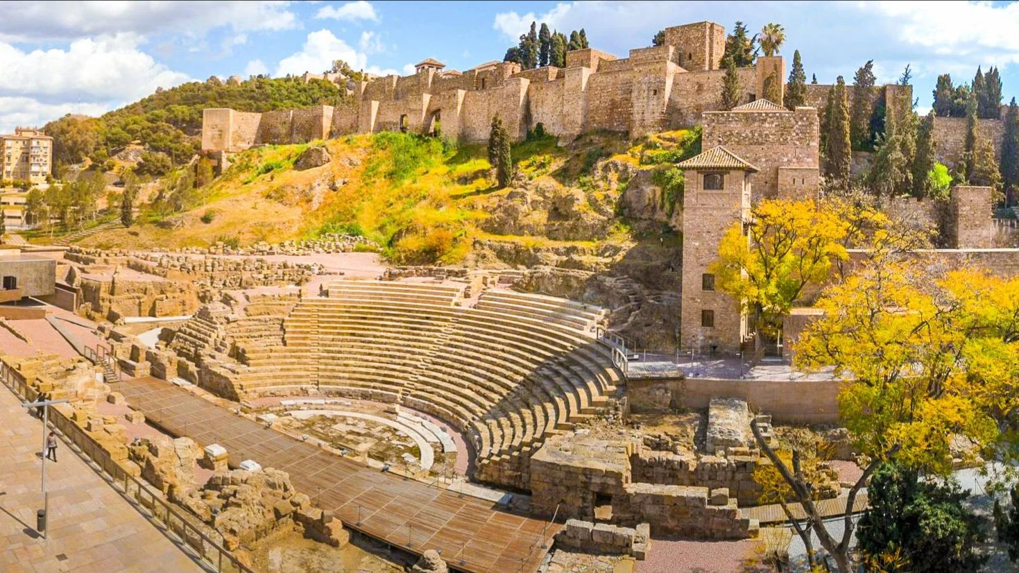 Малага, Испания. Исследуйте Старый город во время пешей прогулки | #путешествиеонлайн #шариклайф смотреть онлайн