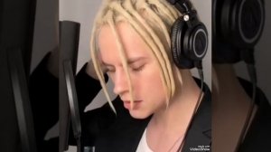 День за днём проходят чередой... Только светлое останется с тобой...