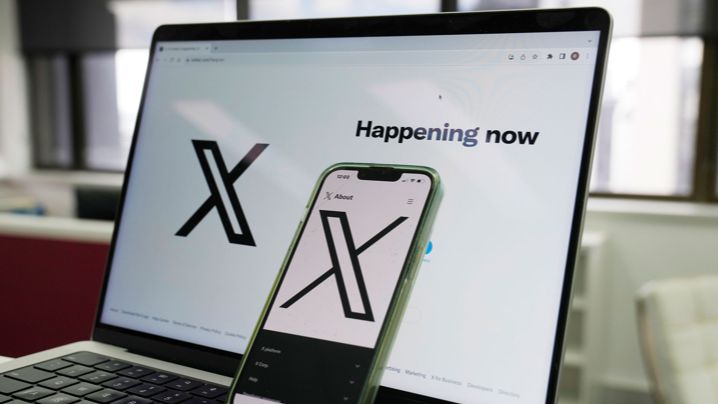 Downdetector отмечает масштабный сбой работы соцсети X