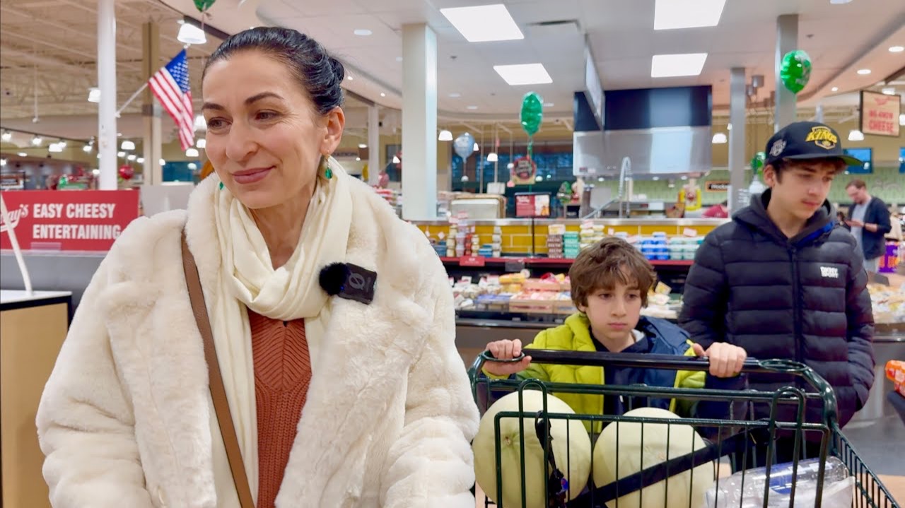 Шопинг из Любимого Магазина | Сладкая Посиделка 🍩🍪 | Семейный Влог Эгине смотреть онлайн