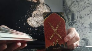 Кто втайне наблюдает за вами? Расклад Таро