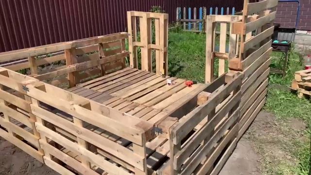 беседка из поддонов своими руками