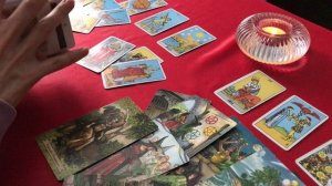 Что мужчина хочет от вас и что готов предложить? Гадание Таро