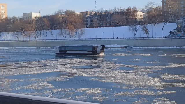 зимняя навигация в Москве смотреть онлайн