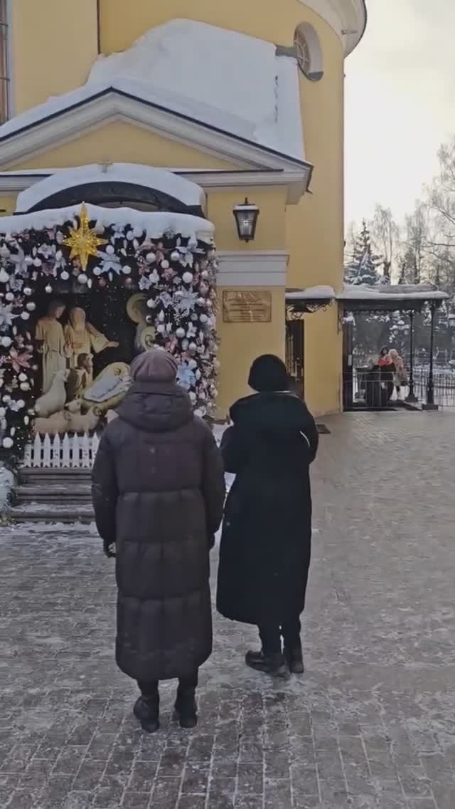 Правильно сразу  идти к МОЩАМ или к ИКОНЕ? 🤔 А как делаете Вы, пишите свой ответ в комментариях смотреть онлайн