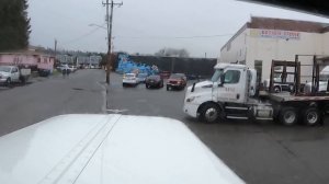 Загрузка Гранитом Peterbilt 389
