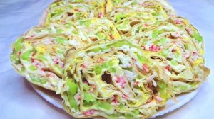 Закусочный рулет из лаваша с крабовыми палочками и свежим огурцом, вкусно и просто