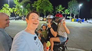 СПОРИМ с Вованом, рассудите! В Паттайе хорошо ВСЕМ, и бедным и богатым и ЗНАМЕНИТЫМ) ЗРИТЕЛИ. Влог