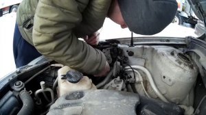 КИА СИД меняем лампочку
