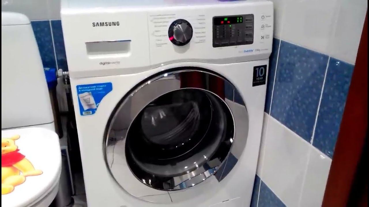 Стук при отжиме у новой стиральной машины Samsung WF702U2BBWQ смотреть онлайн