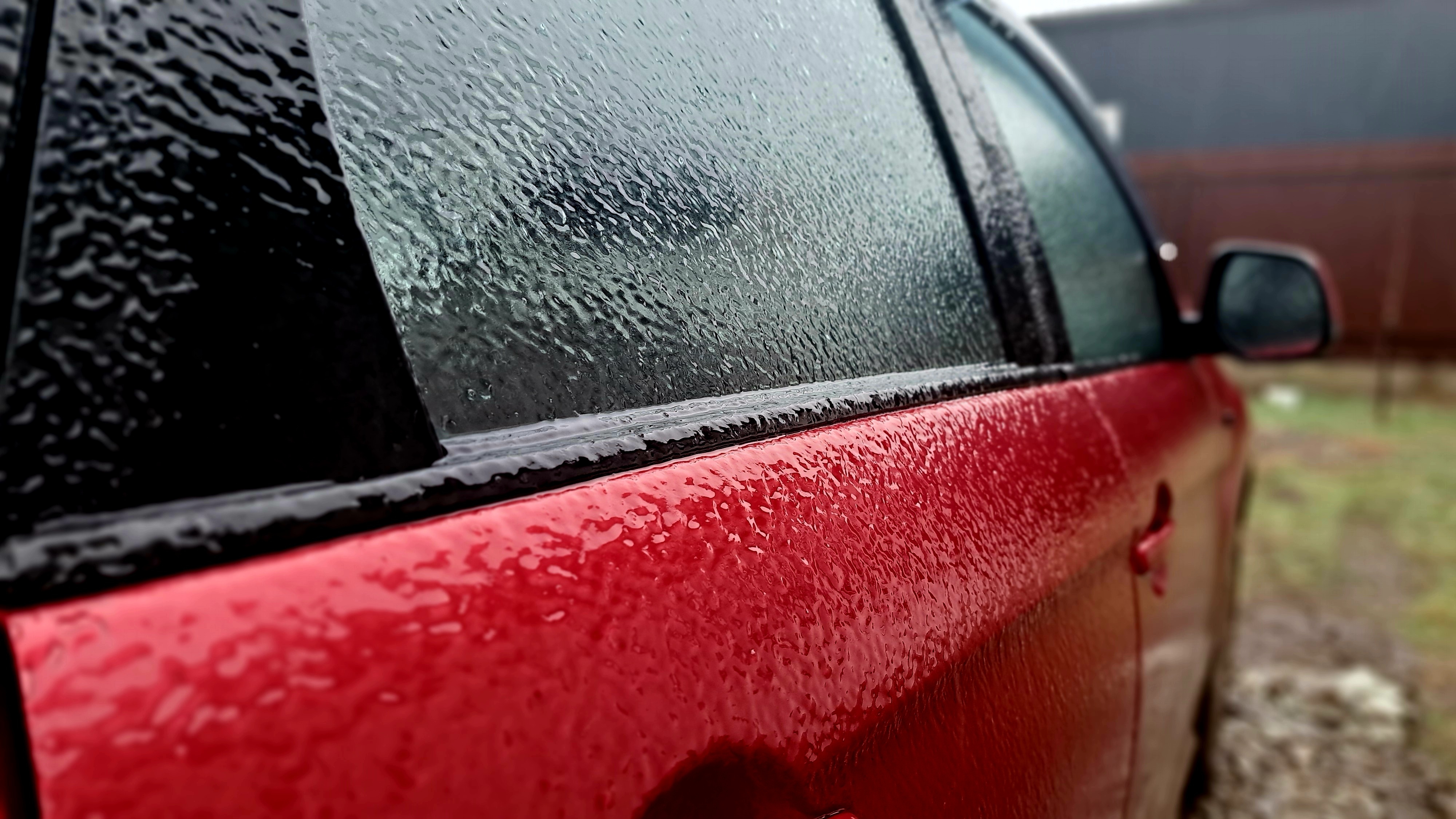 Анапа 2 февраля 2026 на улице -1°С Дождь со льдом. Чуть не упала🥶 смотреть онлайн