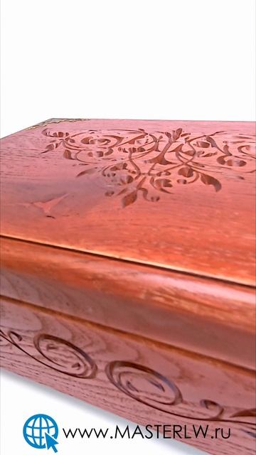 Шкатулка для украшений из дуба