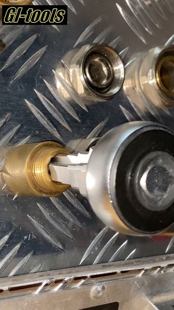 Cтупенчатый радиаторный ключ для американок до 1