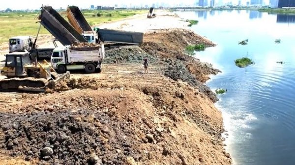 Dump Trucks & Dozer Mission Landfilling in Deep Area Resize Road With Interrible Dir For Fill