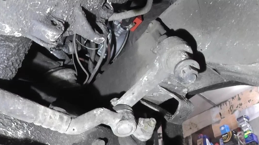 Замена втулки маятника Opel Omega A