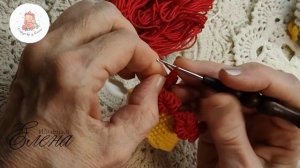 Вяжем кайму с сердечками на шкатулку.