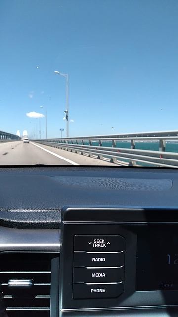 Едем по Крымскому мосту на Kia ceed sw 2021 на море отдыхать смотреть онлайн