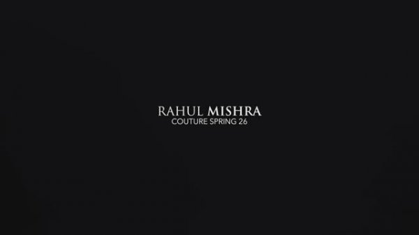 Показ женской коллекции Rahul Mishra весна-лето 2026