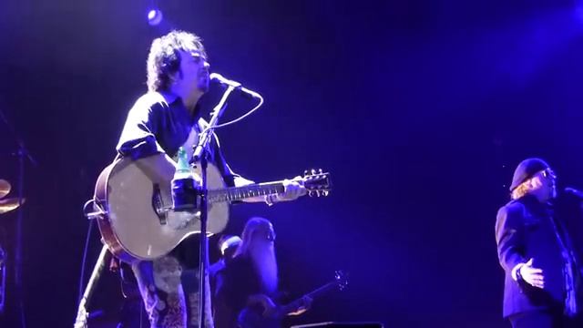 Toto - The Road Goes On