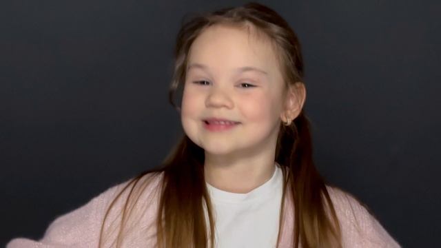 Алиса Антонова - Видео-визитка на русском