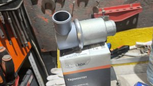 замена термостата ВАЗ 2115