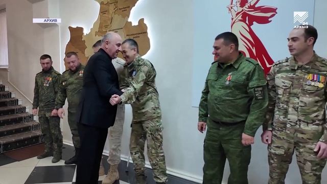 В КЧР прошло заседание регионального Оперштаба по вопросам поддержки участников СВО смотреть онлайн